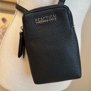 Like New! KENNETH COLE Reaction Black Mini Crossbody